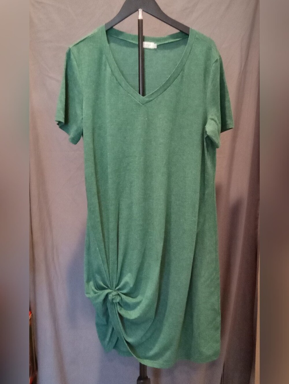 Locryz Green V-Neck T Shirt Dress Knotted Bottom Women's Size L